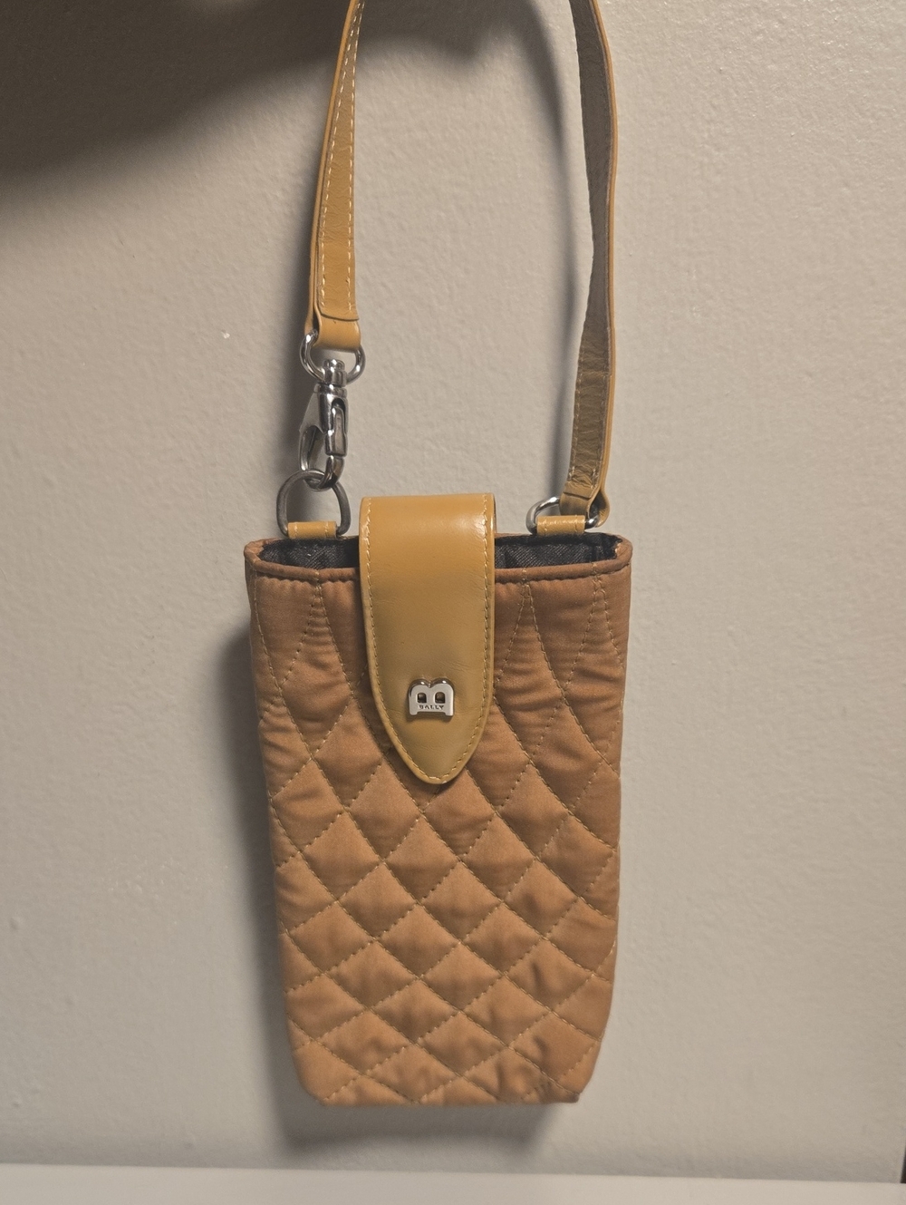 Bally Quilted Crossbody Phone Bag - Tan/Yellow